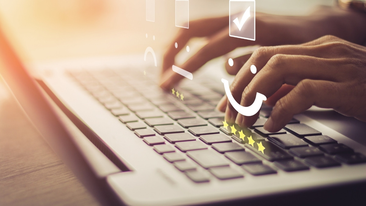 Ngành Nghề Ứng Dụng AI Trong Chăm Sóc Khách Hàng- Bán lẻ và dịch vụ tiêu dùng