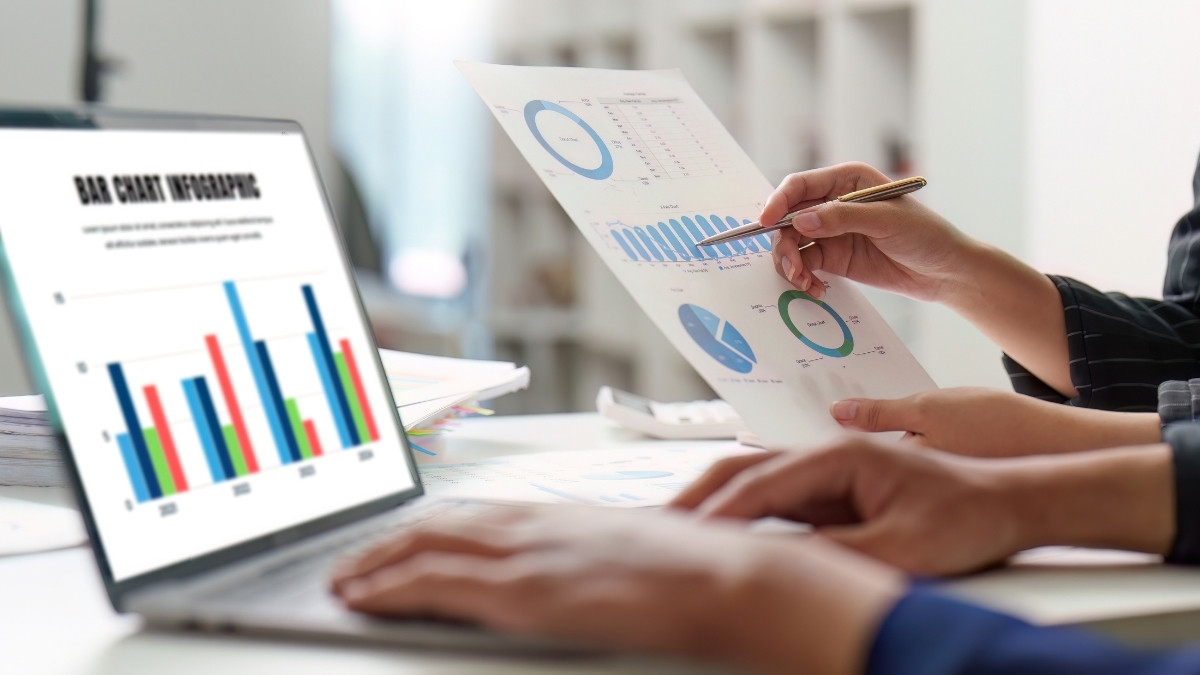 Quy Trình Ứng Dụng Phân Tích Dữ Liệu Bằng AI Trong Doanh Nghiệp bước 5