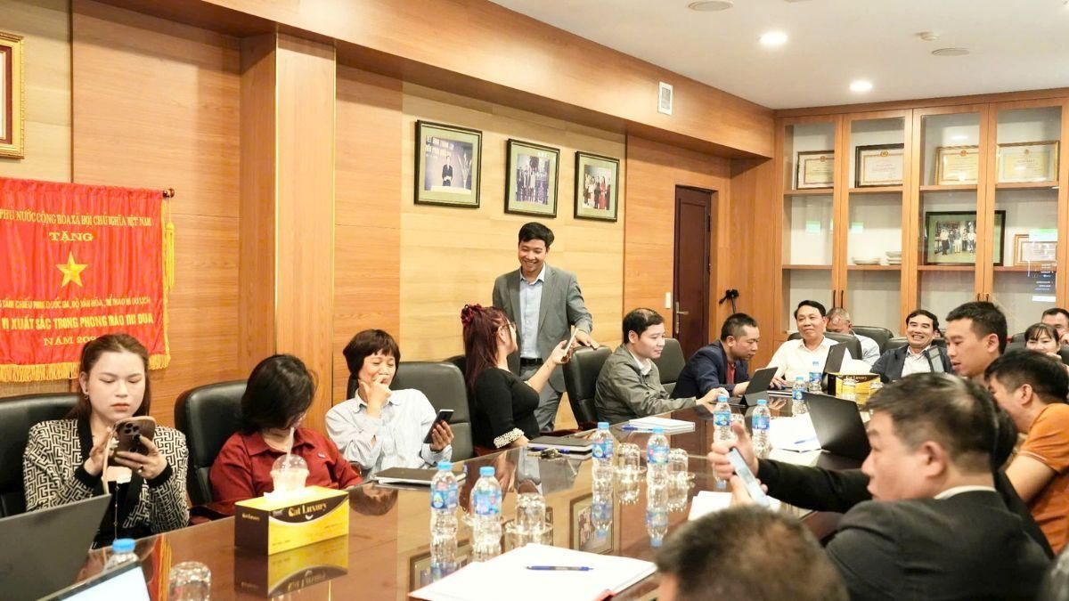 Hình Ảnh Doanh Nghiệp Đào Tạo AI Trí Tuệ Nhân Tạo HVMO