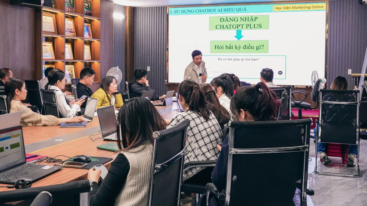 Lợi Ích Khi Tham Gia Khóa Học AI Cho Marketing 