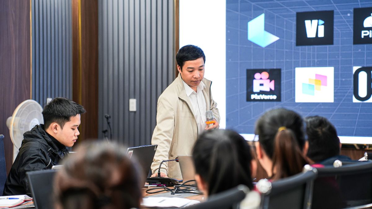 Lợi Ích Khi Tham Gia Khóa Học Xây Kênh Facebook Bằng AI