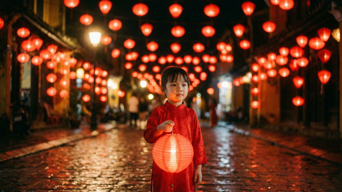 Prompt 8 Tạo Ảnh Tết Cho Bé Bằng AI 