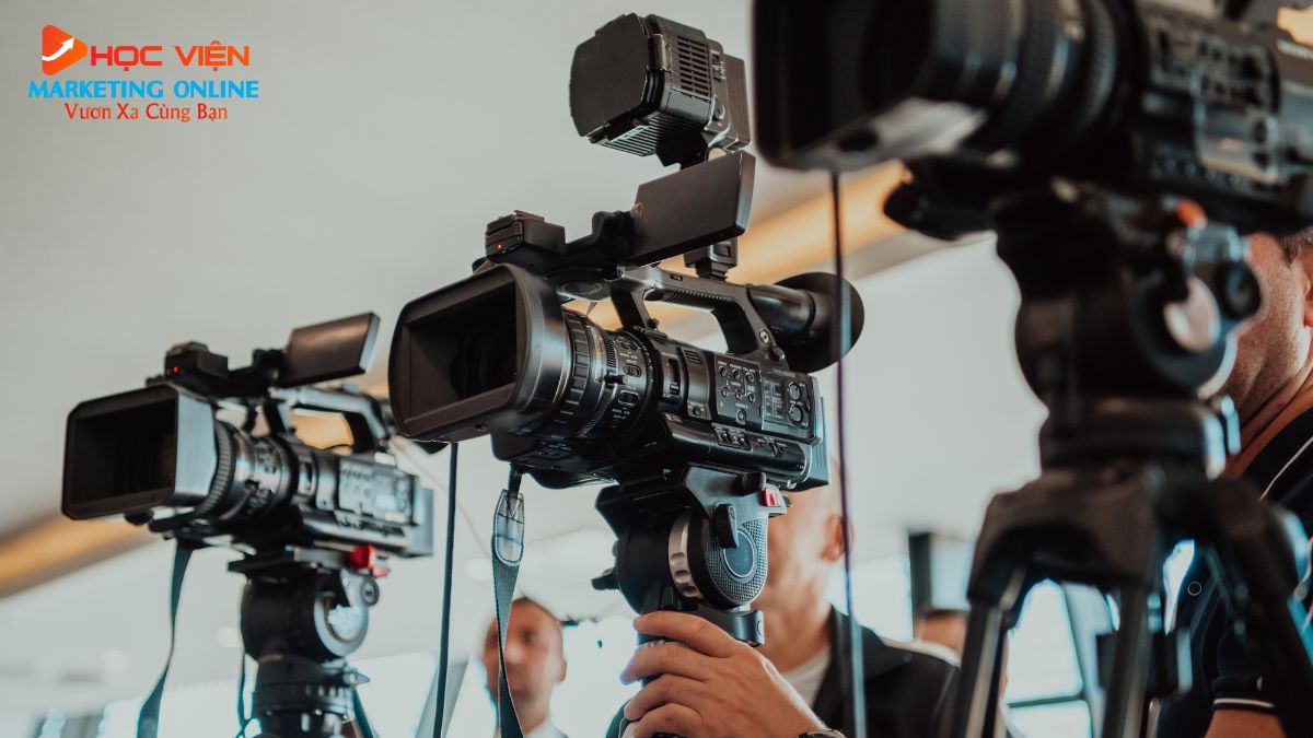 Lý Do Cần Dịch Vụ Làm Video Clip Chuyên Nghiệp