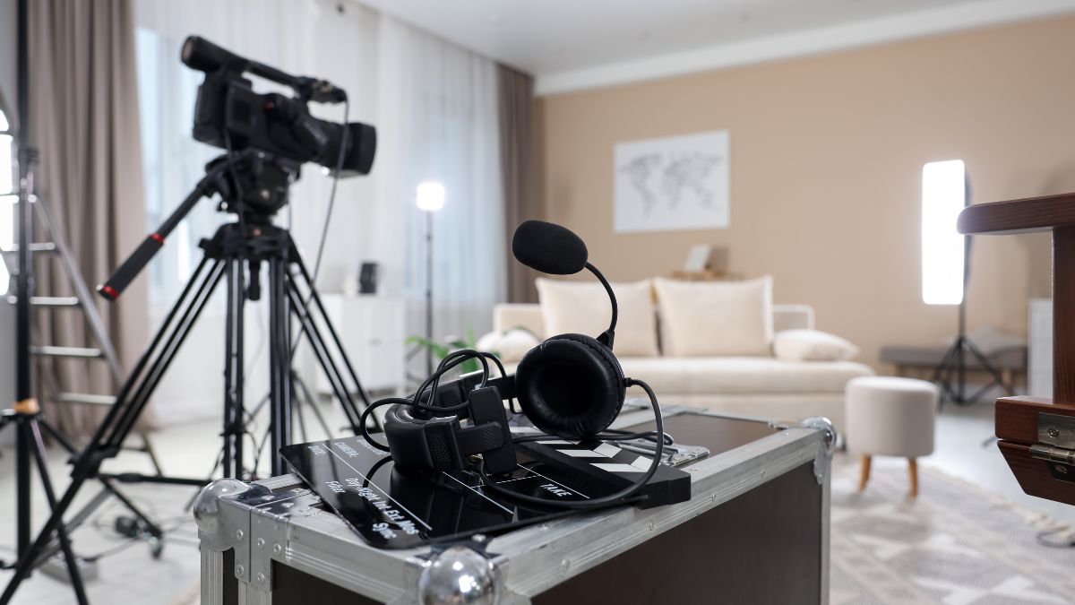 Dịch Vụ Quay Dựng Video TikTok Chuyên Nghiệp Tại HVMO- Thiết bị quay hiện đại