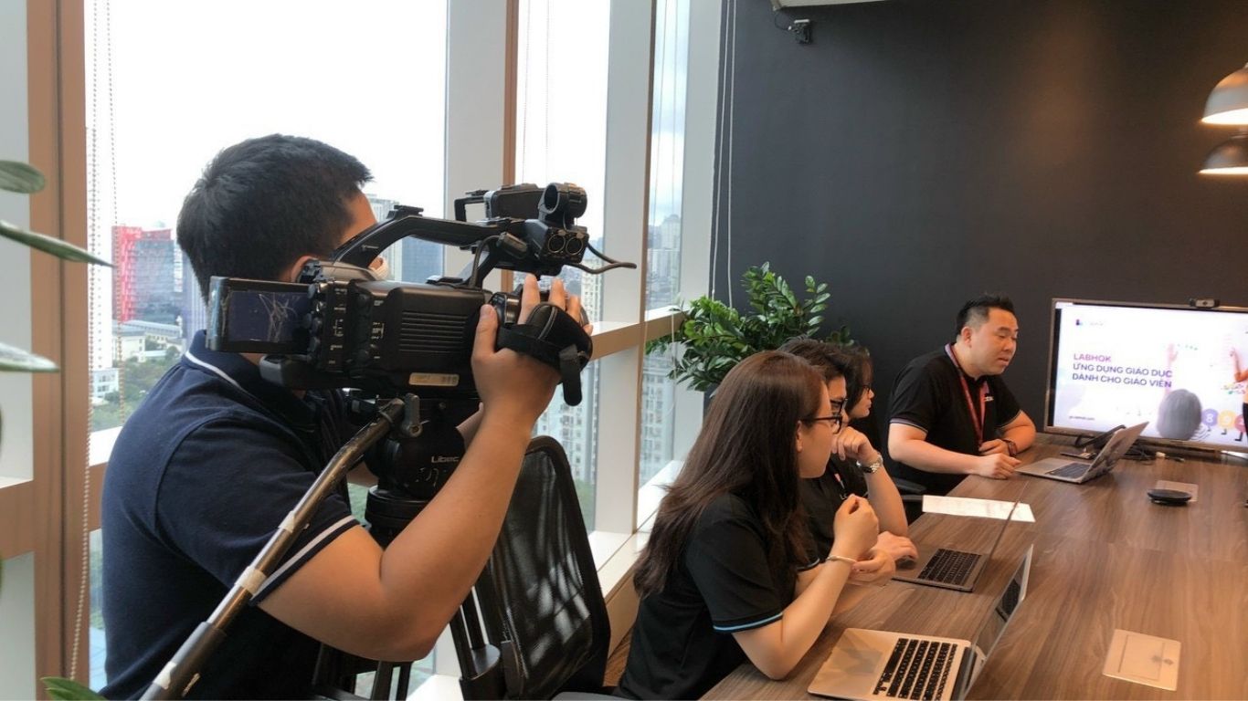 Dịch Vụ Làm Video Giới Thiệu Doanh Nghiệp