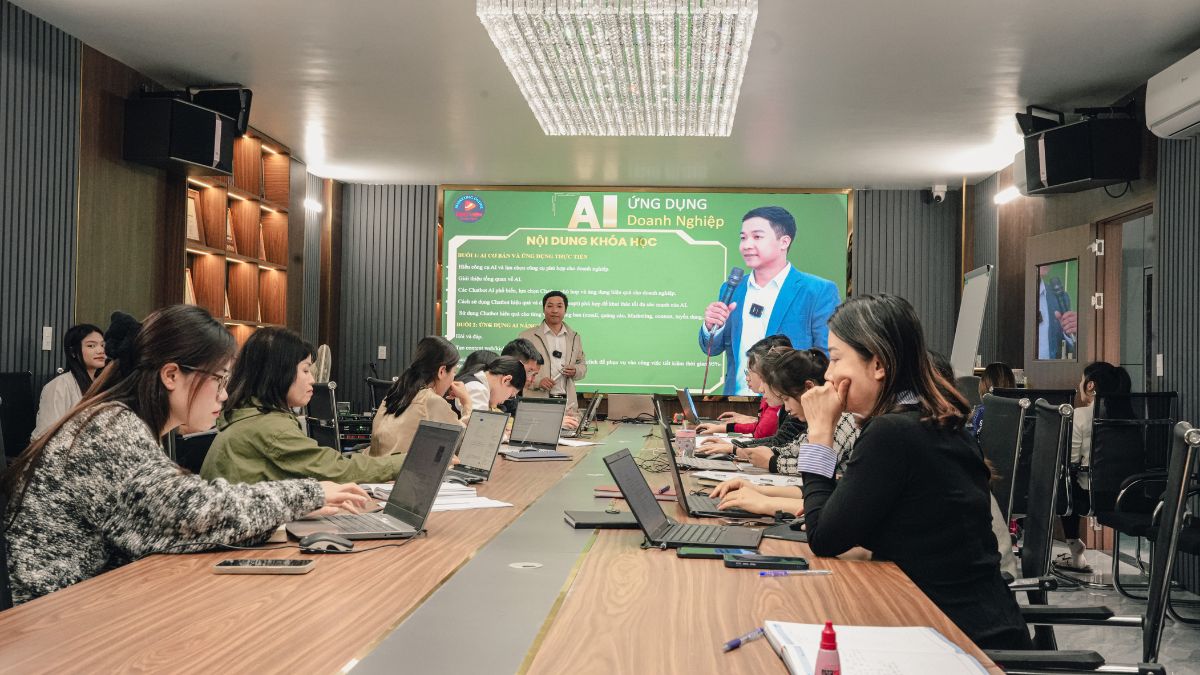 Buổi 1: Tư Duy Chiến Lược AI Cho Lãnh Đạo