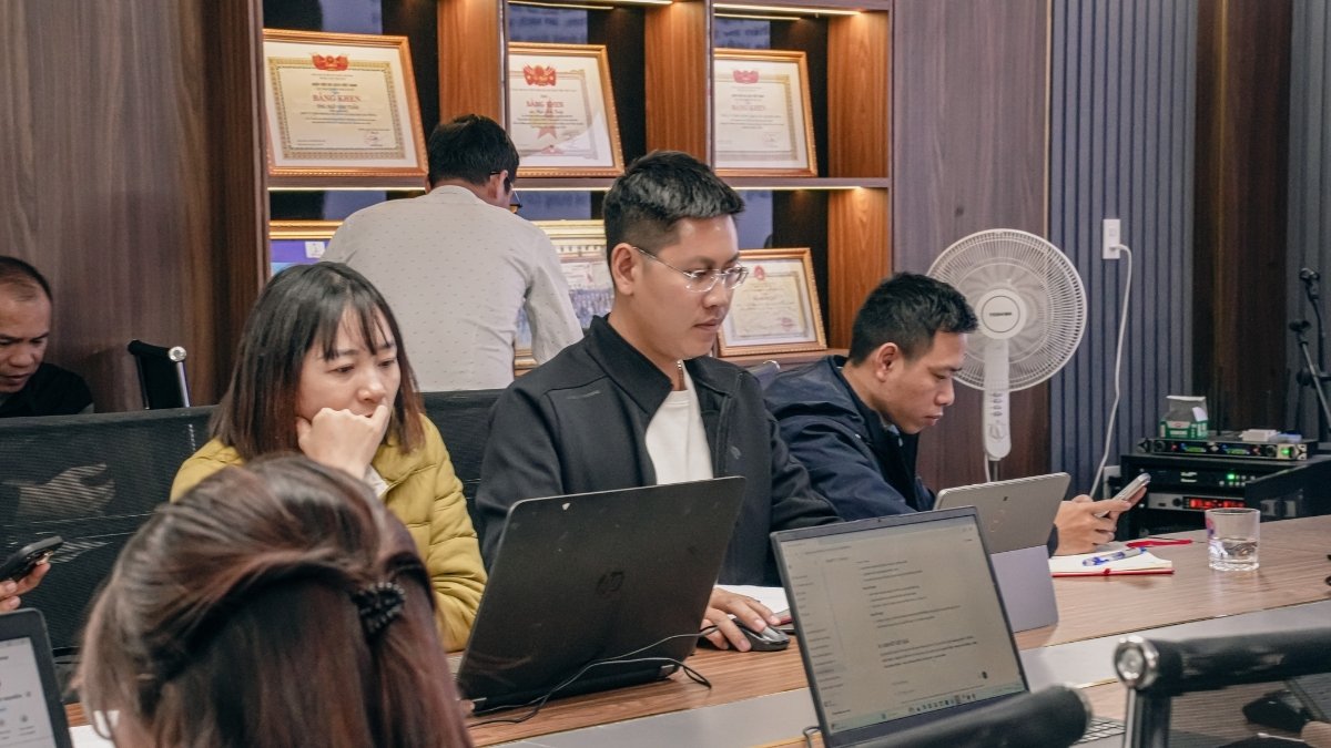 Khai Giảng Khóa Học Ứng Dụng AI Trong Doanh Nghiệp Từ A-Z