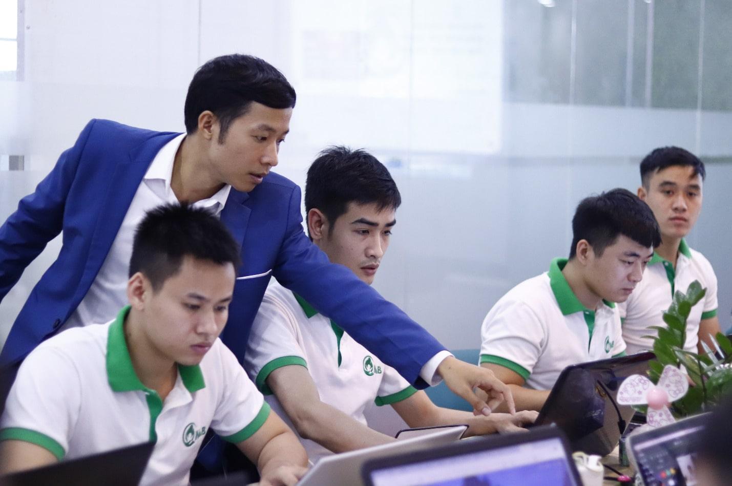 Giảng viên kinh nghiệm thực chiến, trẻ trung, bắt kịp xu hướng công nghệ