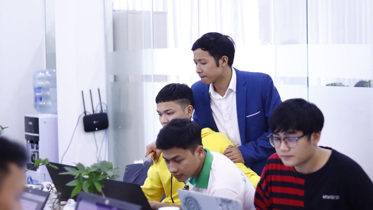 Tiêu chí chọn khóa học AI tại Vĩnh Phúc- Chất lượng giảng viên