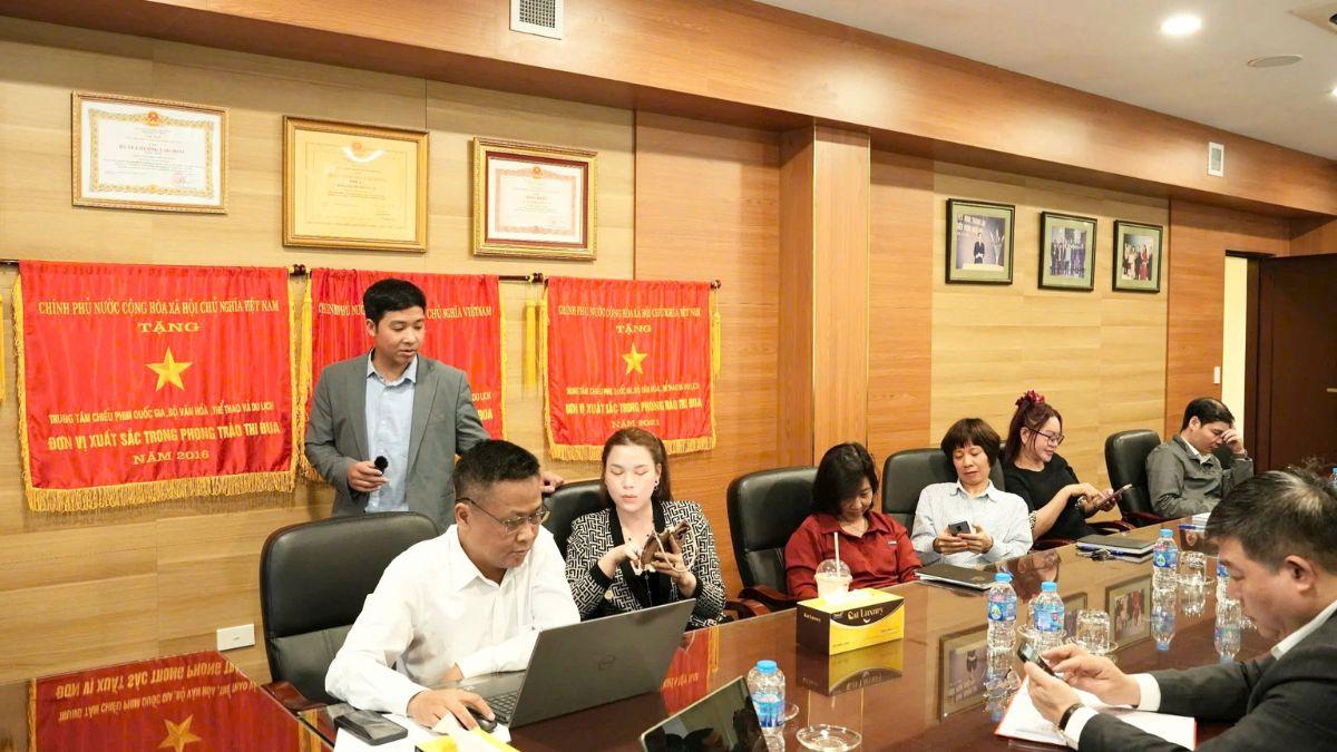Trung Tâm Đào Tạo AI Trong Kinh Doanh Uy Tín- HVMO đào tạo trực tiếp