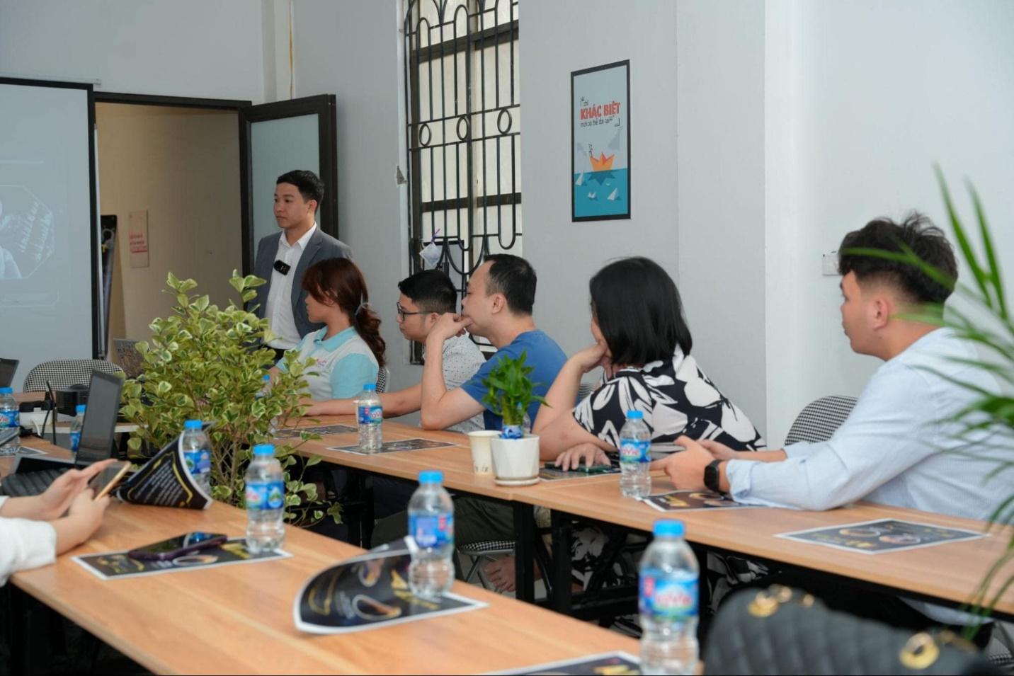 HVMO - Học Viện tiên phong ứng dụng AI vào Marketing
