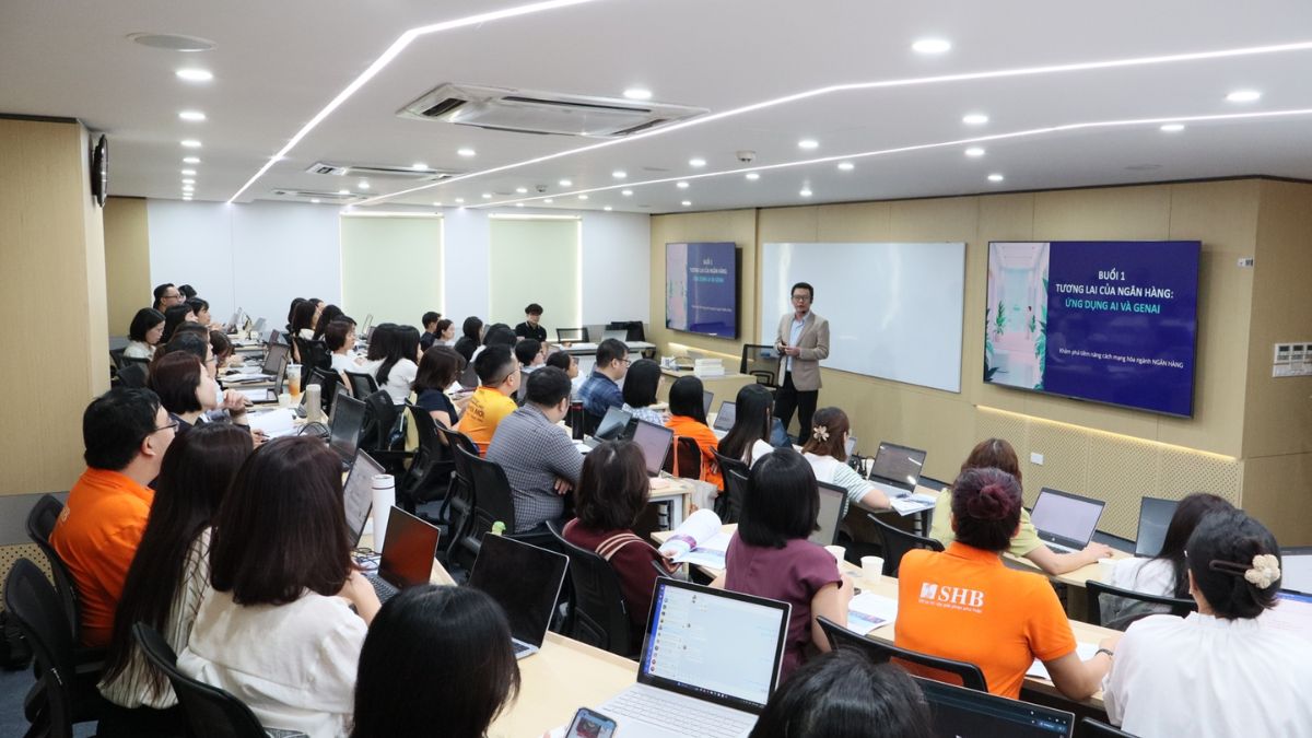 Review Các Khóa Học AI Khác Dành Cho Doanh Nghiệp- FSB