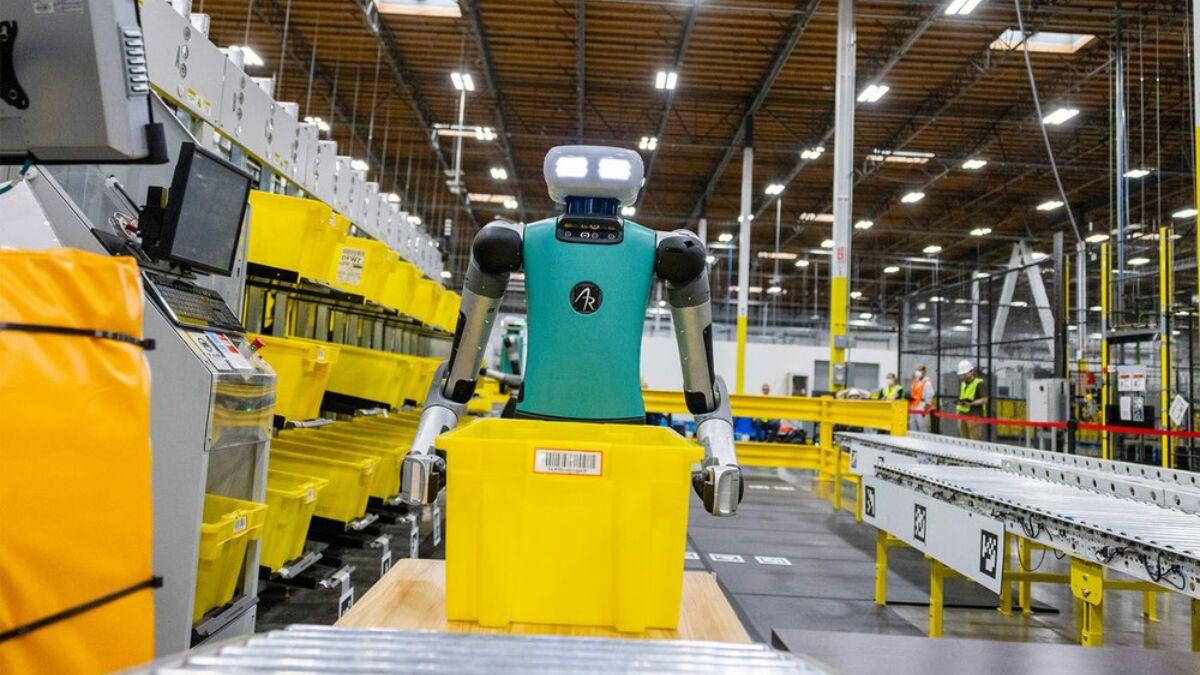 Ứng dụng thực tế của tự động hóa chuỗi cung ứng- Robot trong nhà kho